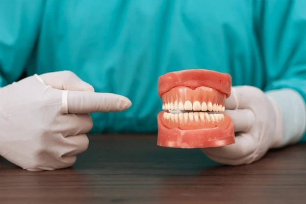 complete dentures in kamloops, bc